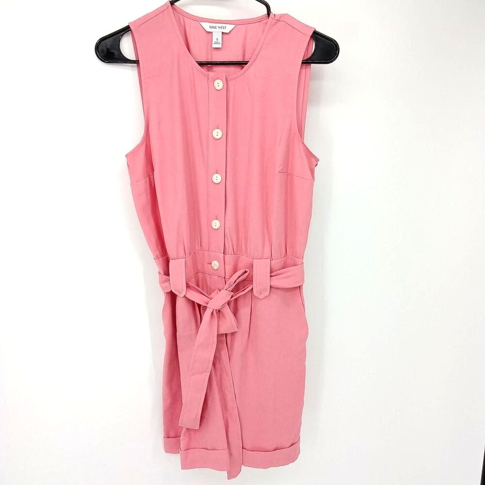 retro feminine pink sleeveless playsuit tie waist button front Small preppy